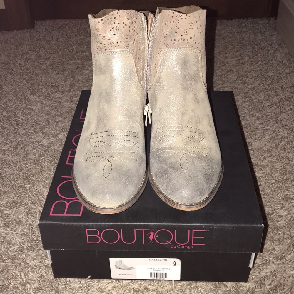 Corkys Cowboy Booties
